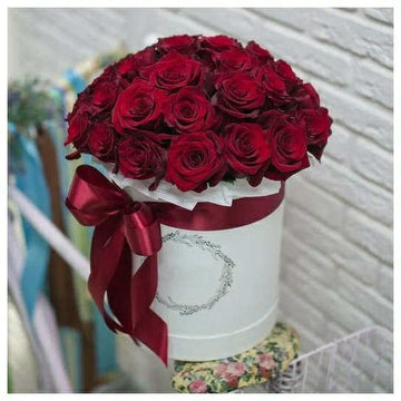 Scarlet Passion Hatbox