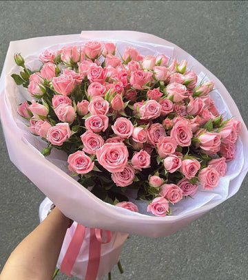 Blush Elegance Spray Roses