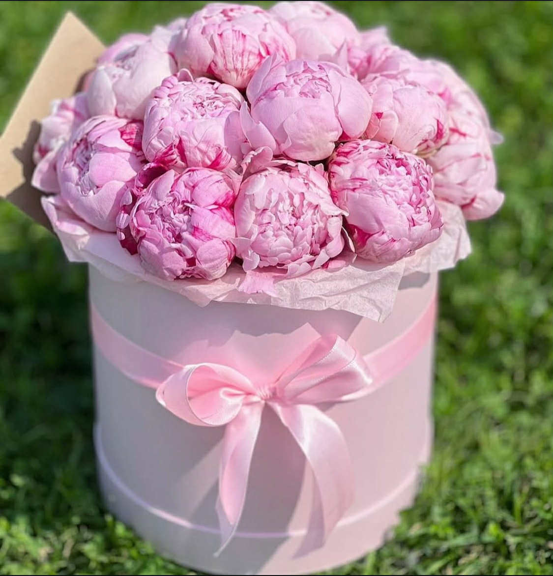 Blush Peony Hatbox